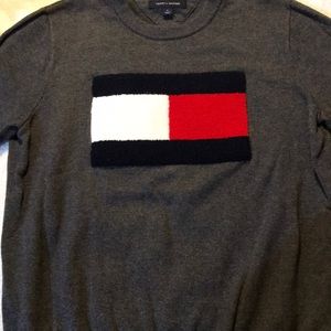 Tommy Hilfiger sweater